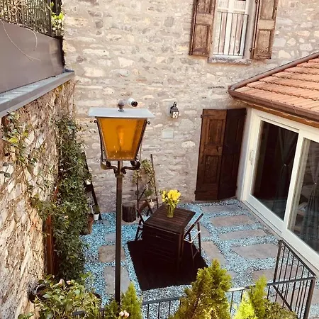 Il Borghetto Di تورنو