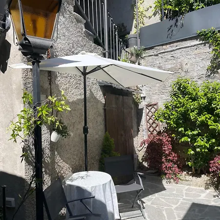 Il Borghetto Di Lägenhet Torno