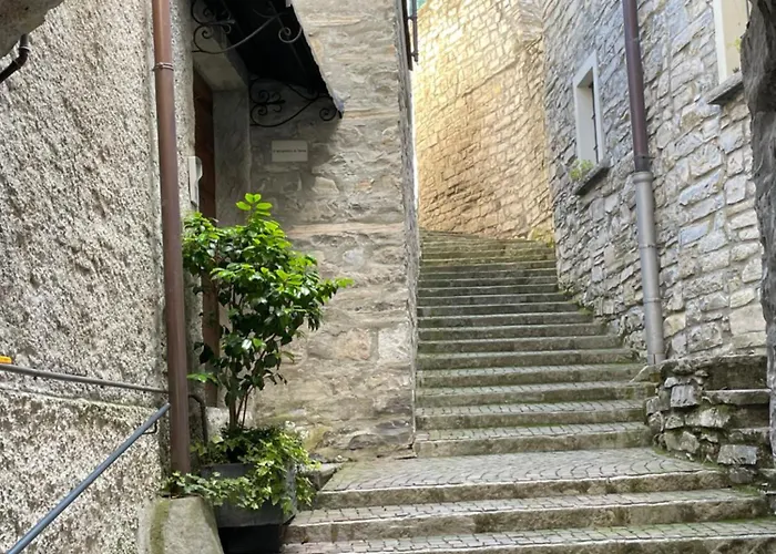Lägenhet Il Borghetto Di Torno